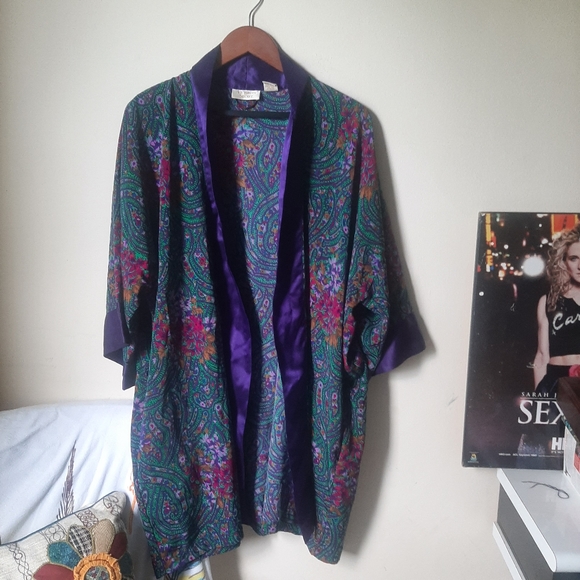 VTG Gold Victoria's Secret Floral Paisley Robe OSFAM - Picture 5 of 11
